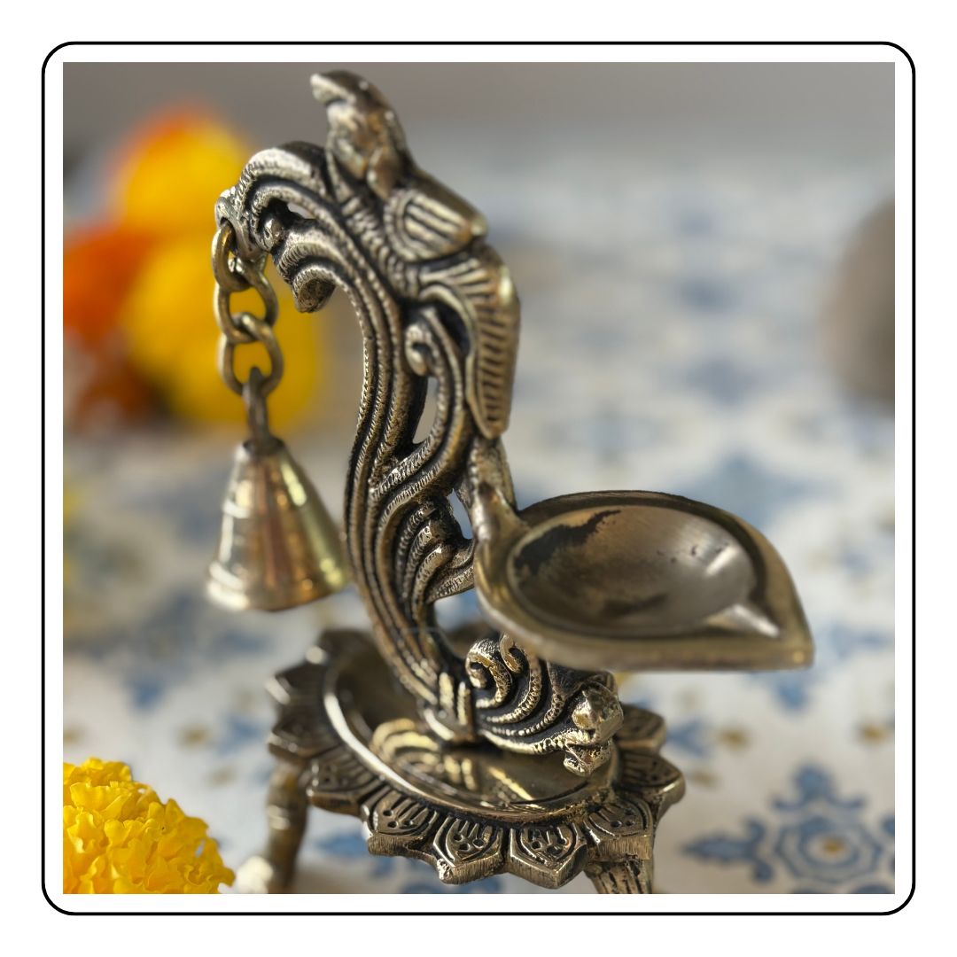 Brass Diya Lamp - LIMITED EDITION - Sattva Best of India - Brass Diya Lamp picture 2 close up 