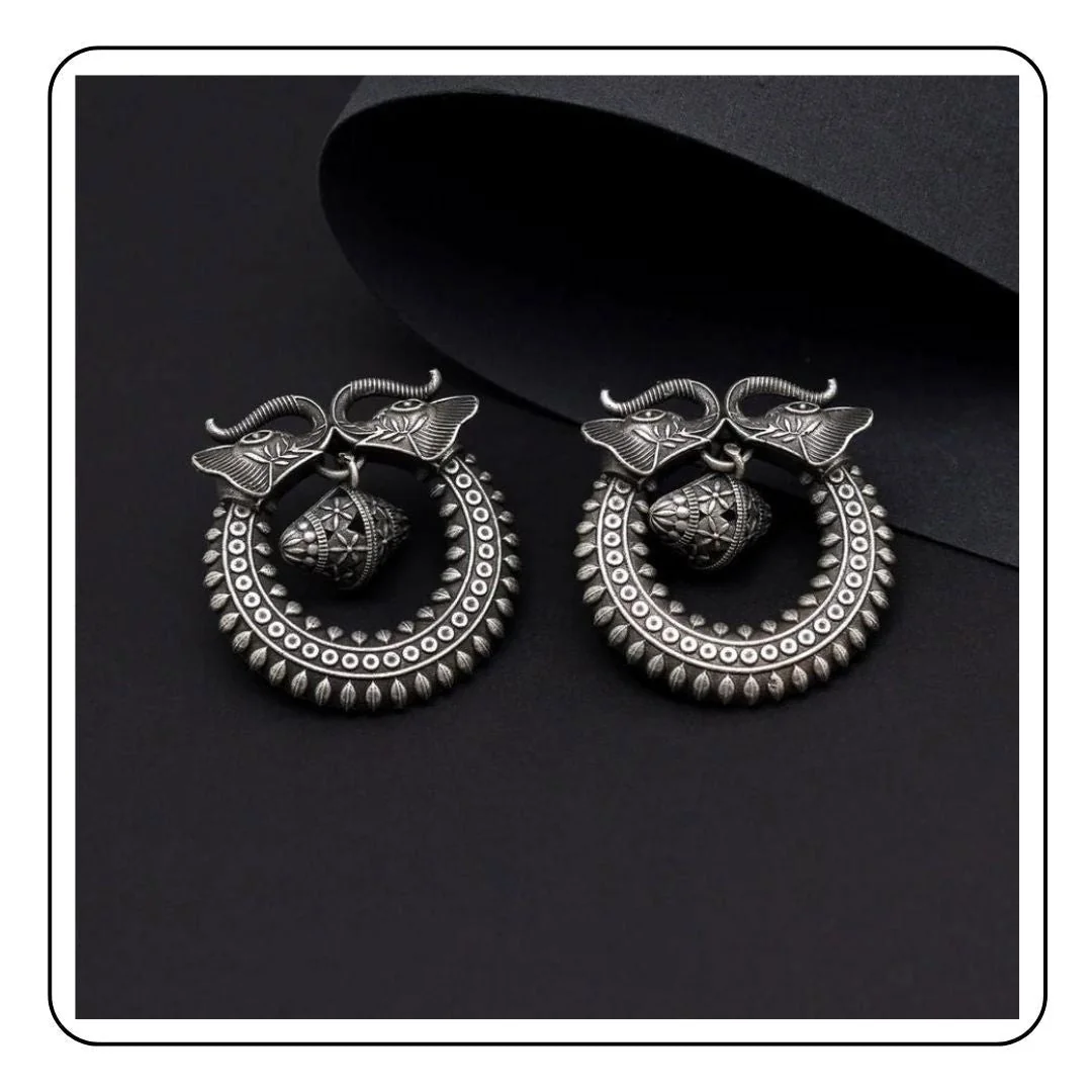Animal Earrings Elephants - Sattva Best of India - earrings_Oxidised_Silver_Elephant_Heads_Sattva Best of India_Dark_Background