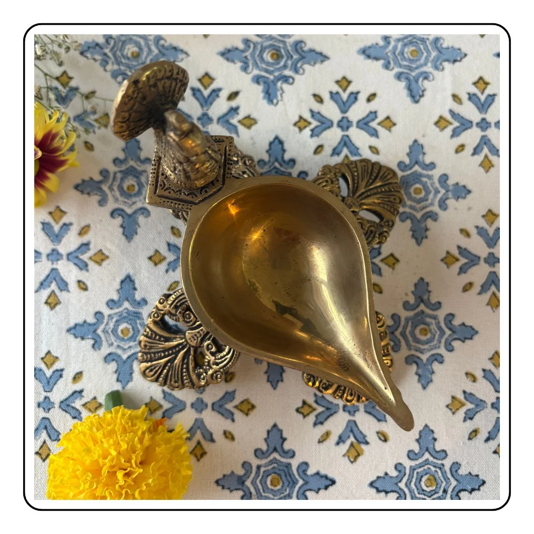 Brass Diya Lamp - LIMITED EDITION - Sattva Best of India - Brass Diya Lamp picture 3