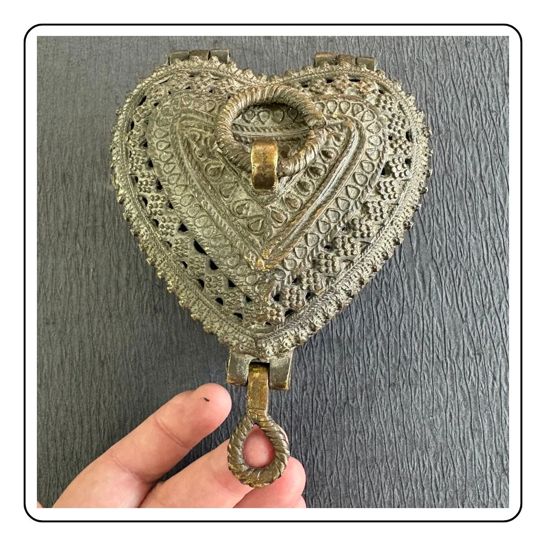 Brass Heart Box - LIMITED EDITION - Sattva Best of India - Brass Heart Box picture 8