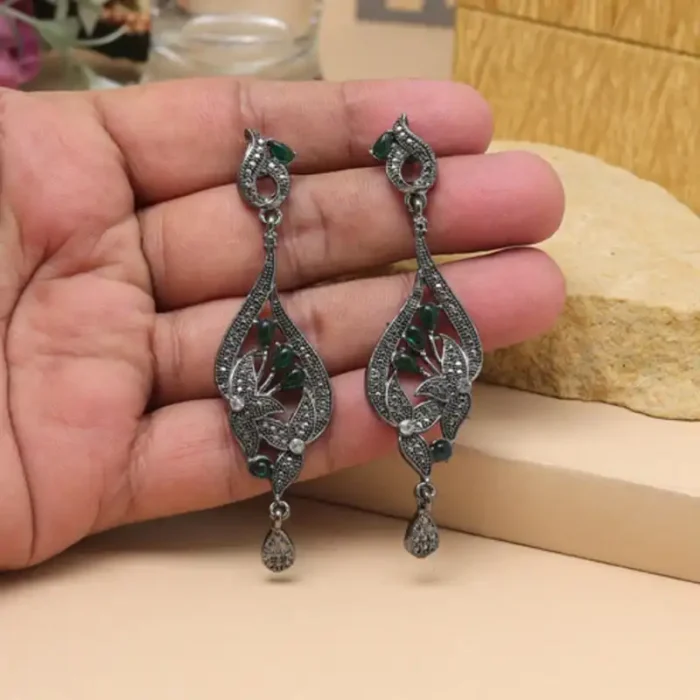 green color fashion earrings